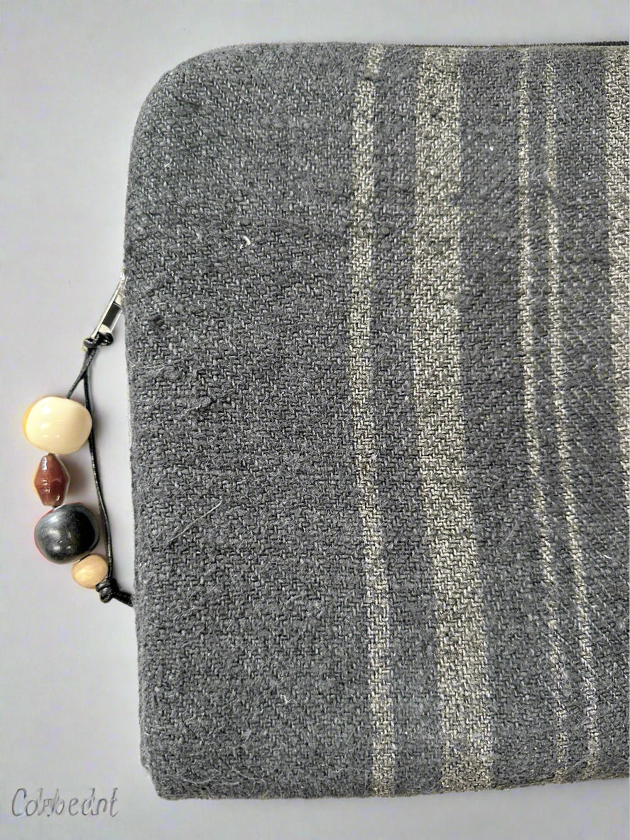 Grain-sack Lap top sleeve indigo with beaded puller.