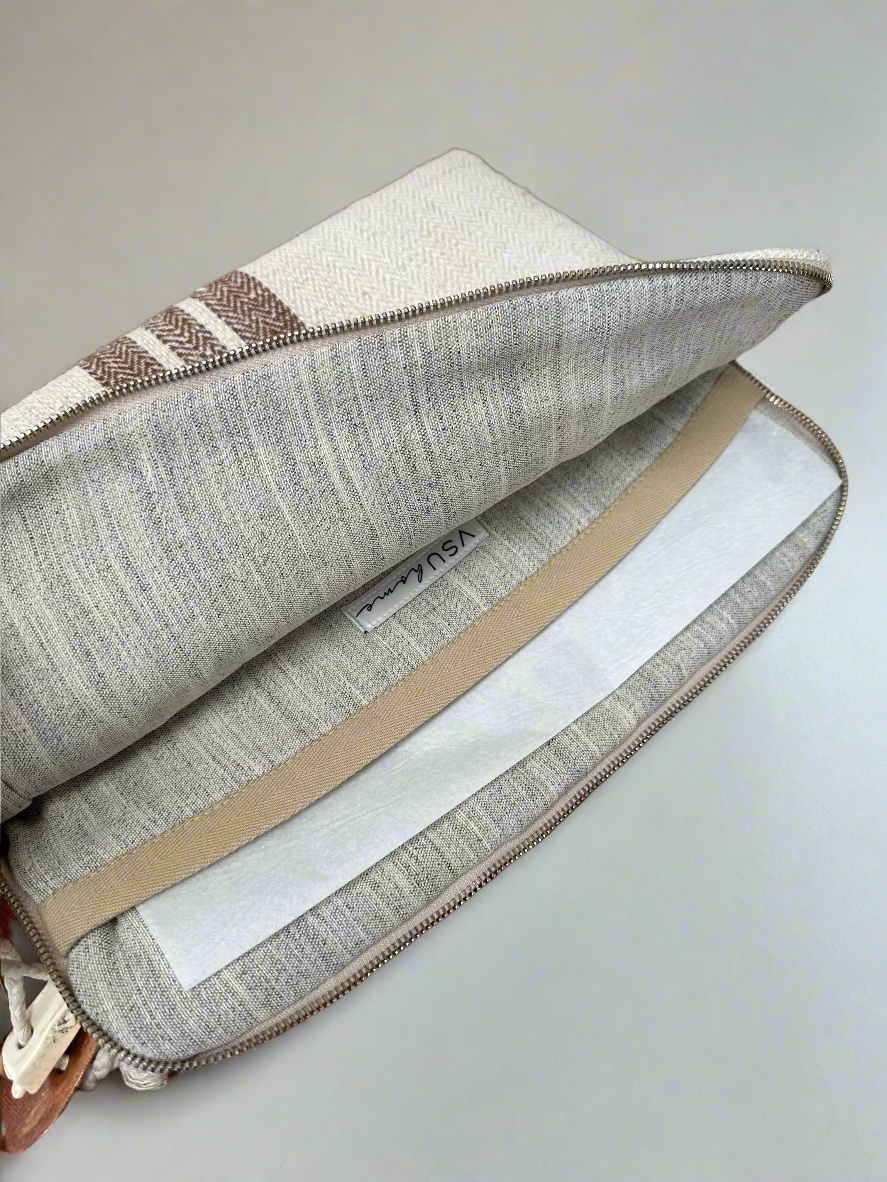 Grain-sack Lap top Sleeve with authentic stripe.