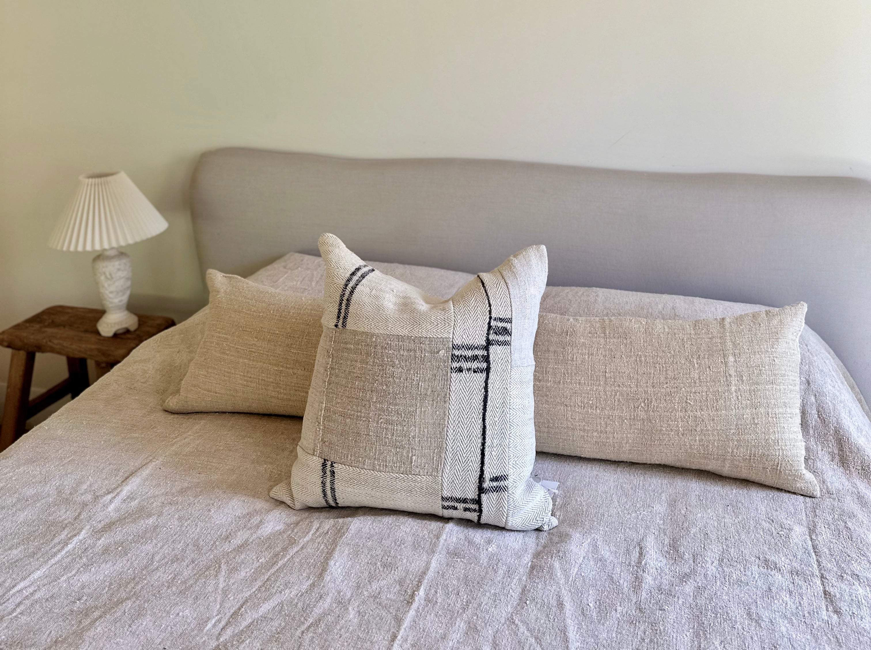 Grain-sack cushion 50 x 50 Patched - Black