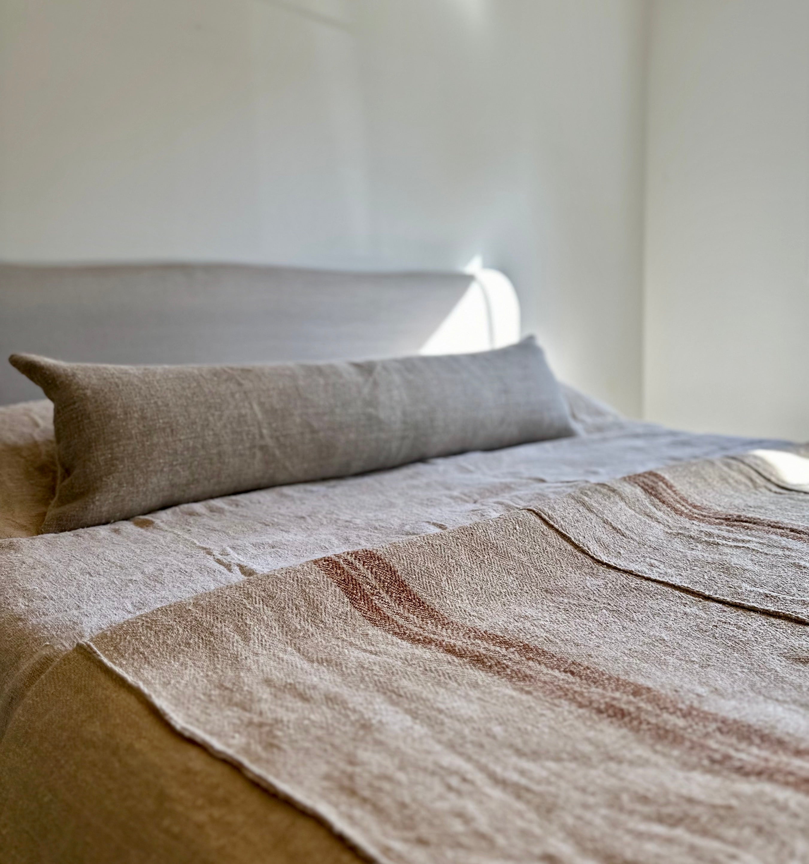 Hungarian Grain-sack bedspread - tan stripe large