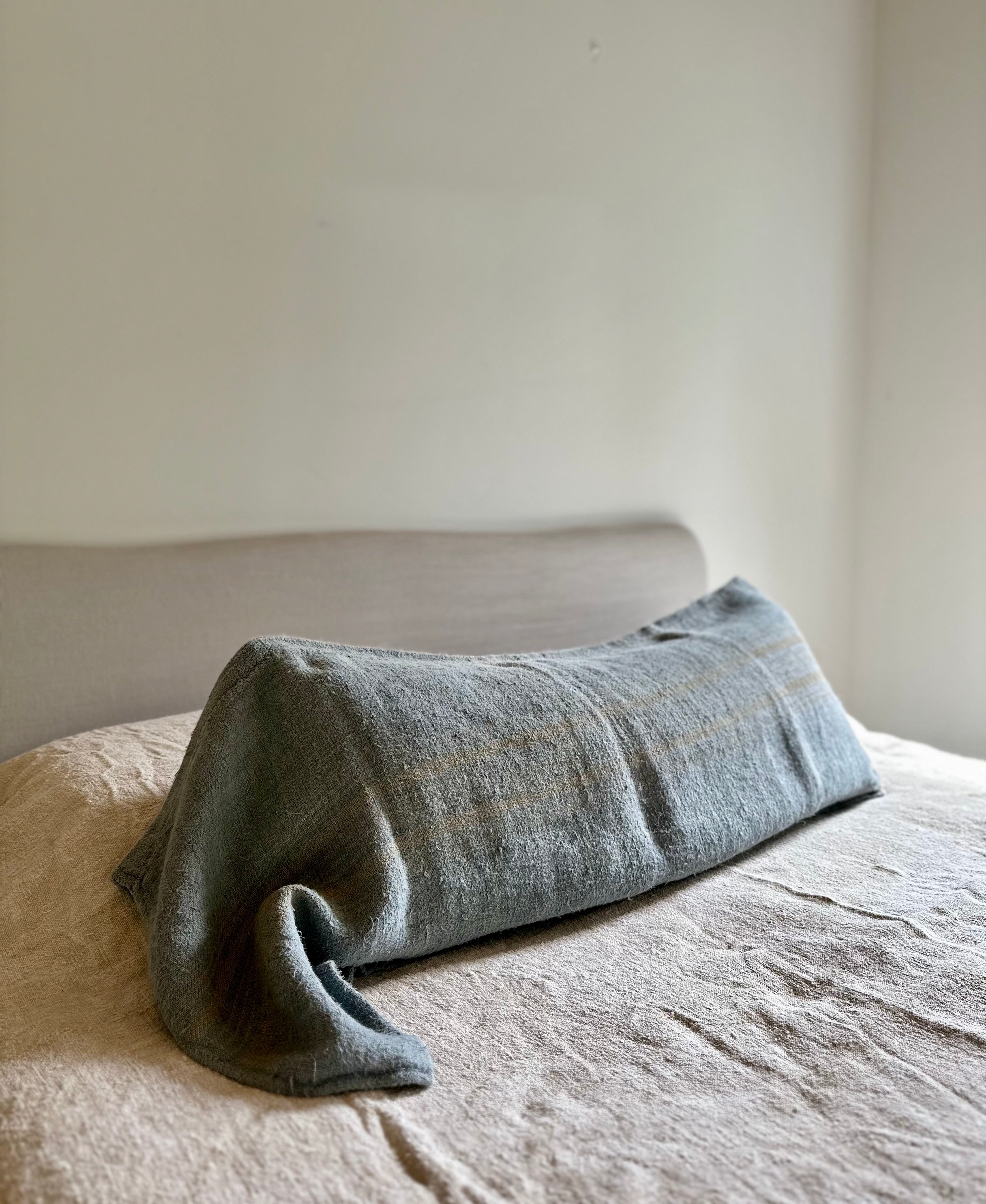 Grain-sack Pillow slip 100 x 40 Corn flower blue & gold stripe