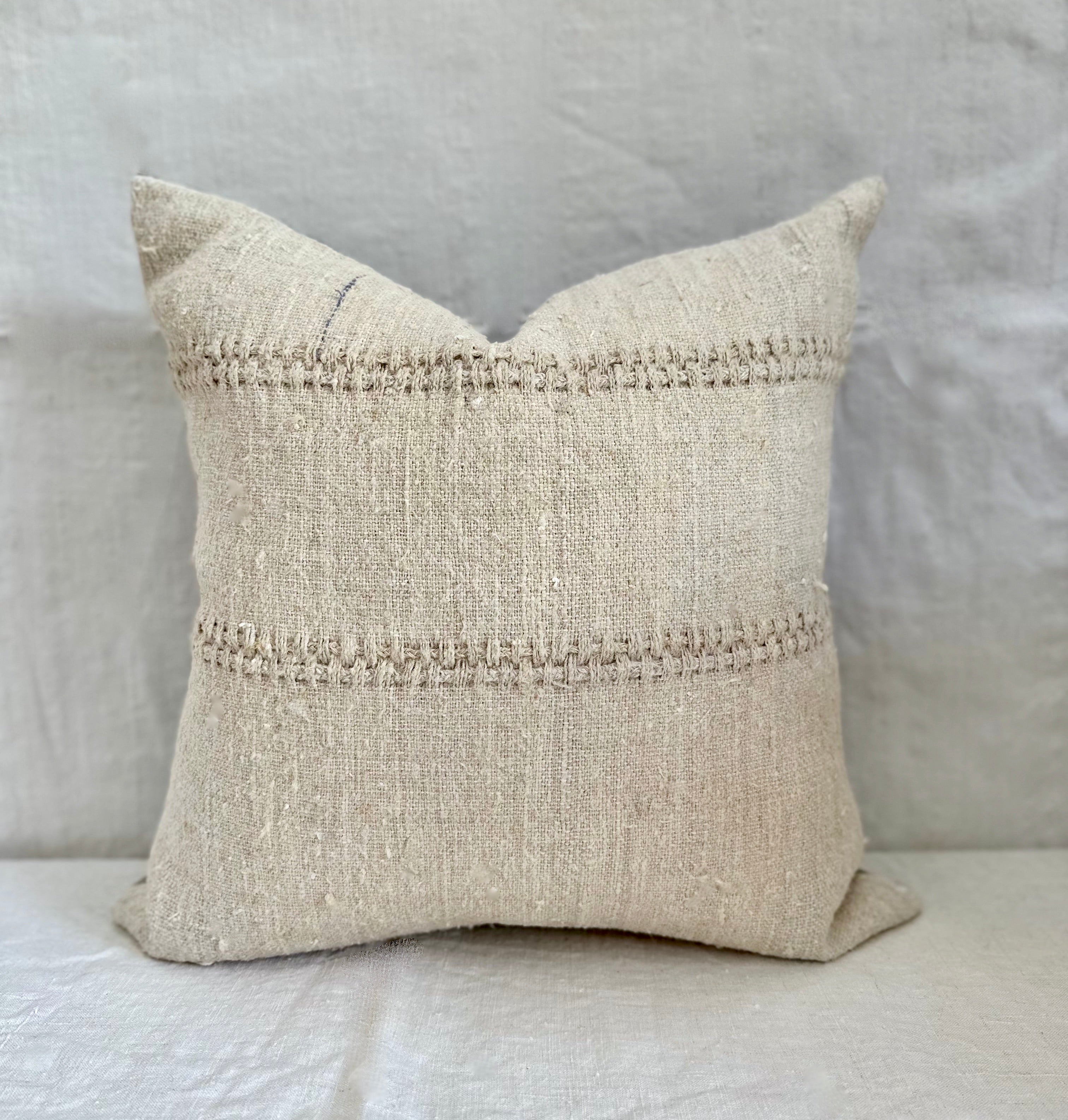 Grain-sack cushion bundle 50 x 50 Cream textured