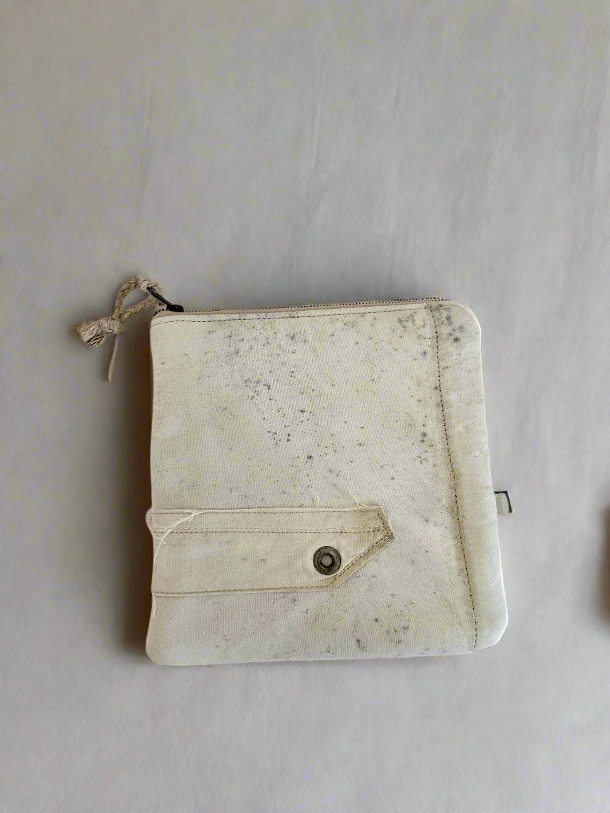 Re-purposed Canvas tech pouch