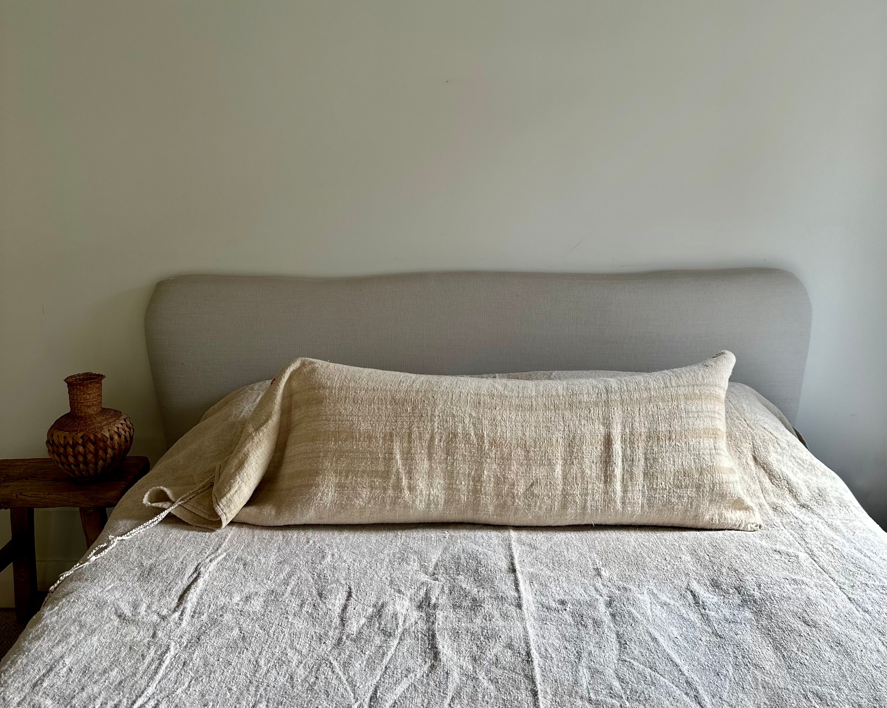 Grain-sack Pillow slip 100 x 40 oatmeal with tan stripe