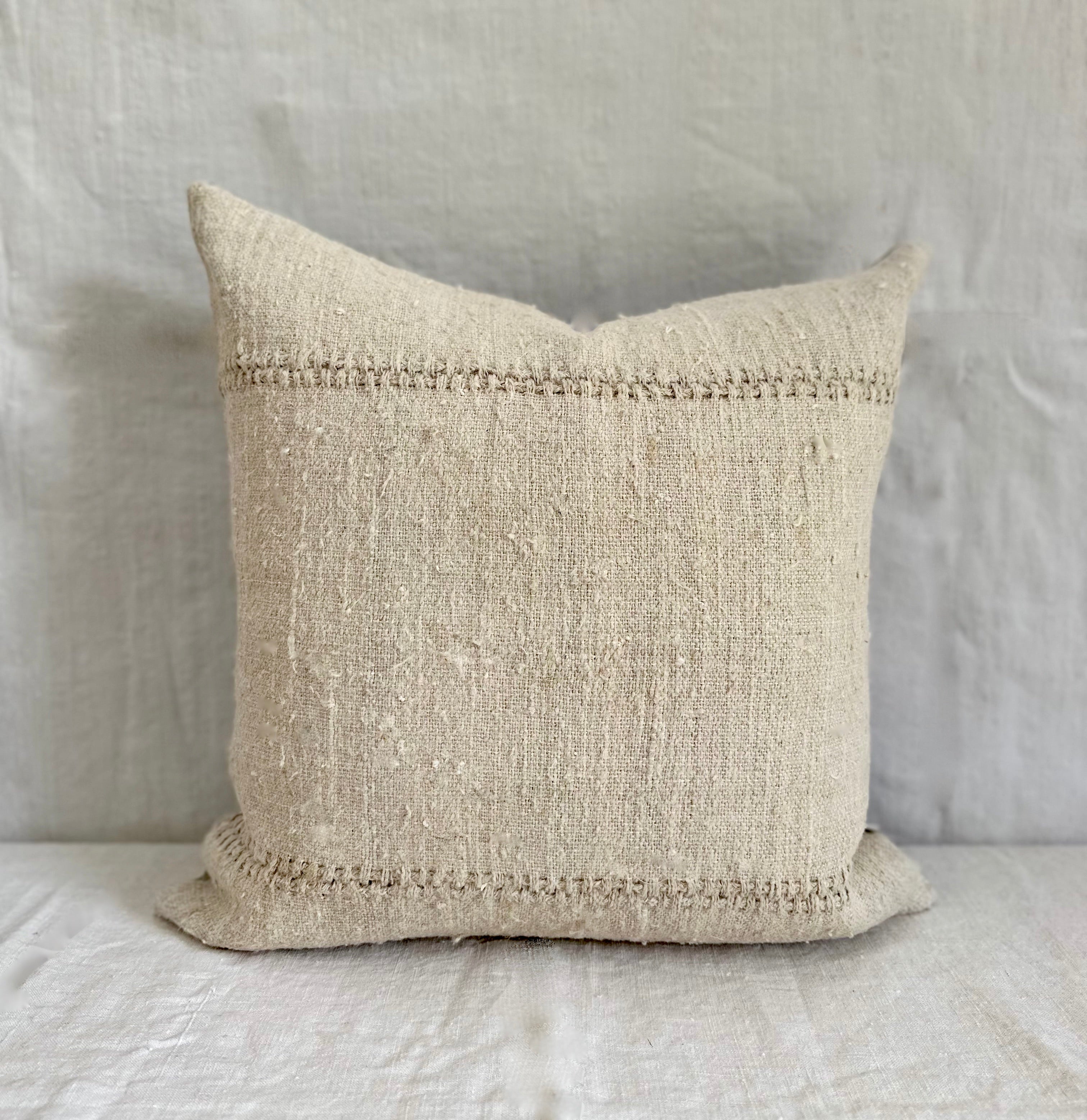 Grain-sack cushion bundle 50 x 50 Cream textured