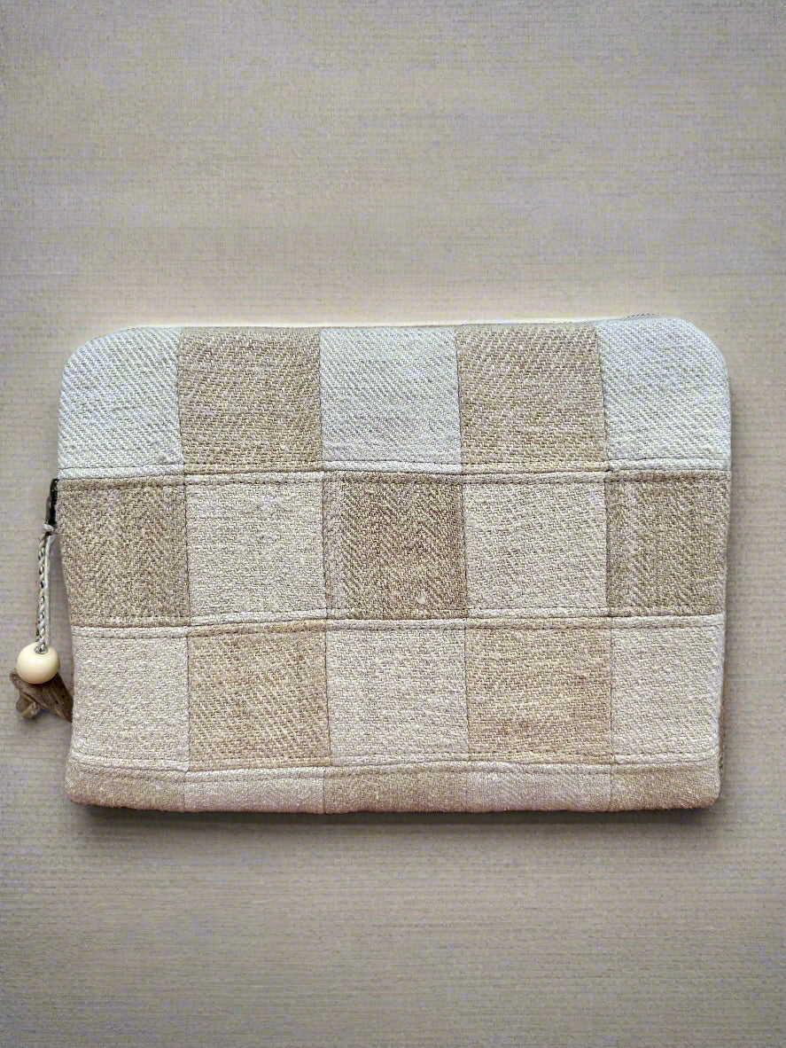 Grain-sack Lap top Sleeve with patchwork.